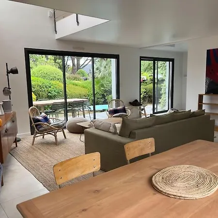 Maison Contemporaine 6 Couchages, 100m De La Vakantiehuis